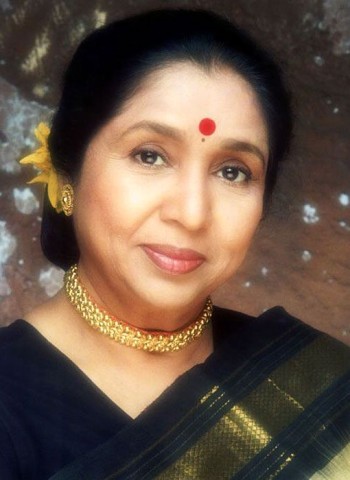 ज्येष्ठ गायिका आशा भोसले यांचे निधन, सोमवारी होणार अंत्यसंस्कार