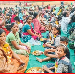 आळंदीतील ज्ञानेश्वर विद्यालयात उत्साहात मातृ-पितृ पूजन सोहळा