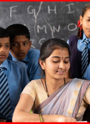 मावळ तालुक्यात शिक्षकांच्या प्रलंबित मागण्यांबाबत शिक्षक संघटनेची अधिकाऱ्यांशी चर्चा