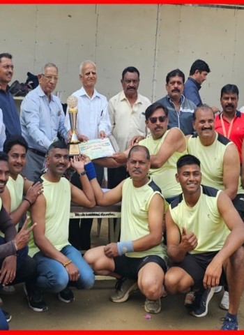 आंतर कचेरी व्हॉलीबॉल स्पर्धेत पिंपरी-चिंचवड महापालिकेचा संघ विजयी