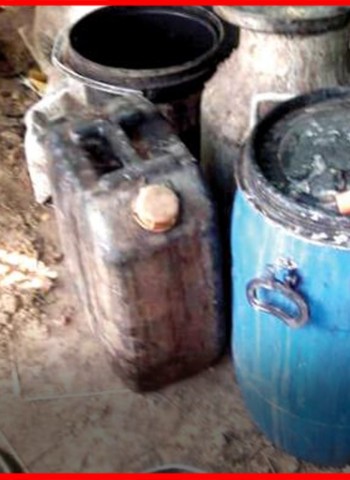 थेरगावमध्ये हातभट्टी दारु जप्त; महिला आरोपीवर गुन्हा दाखल