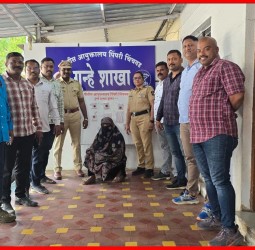 दिवसा घरफोडी करणाऱ्या महिलेला अटक, ८ लाखांचे सोन्याचे दागिने जप्त