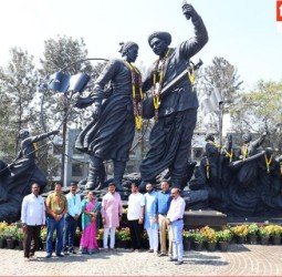 बीज सोहळ्यानिमित्त महापालिकेच्या वतीने संत तुकाराम महाराजांना अभिवादन