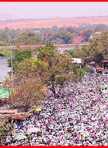 हजारो भाविकांनी अनुभवला संत तुकाराम महाराजांचा बीज सोहळा