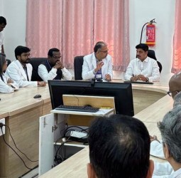 नागरिकांसाठी आरोग्यसेवा सर्वोच्च! महापौर रवि लांडगे यांची वायसीएम रूग्णालयास भेट....*