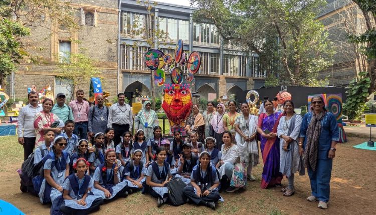 'काला घोडा फेस्टिव्हल' मध्ये महापालिकेच्या शाळेने पटकवला... प्रथम क्रमांक