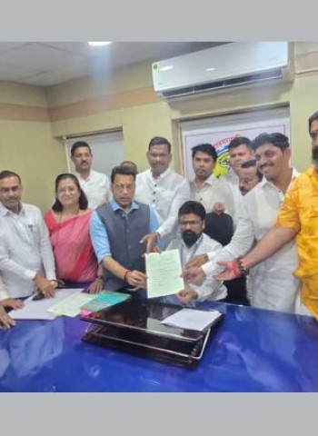 महापौर पदासाठी रवी लांडगे व उपमहापौर पदासाठी शर्मिला बाबर यांचा उमेदवारी अर्ज दाखल