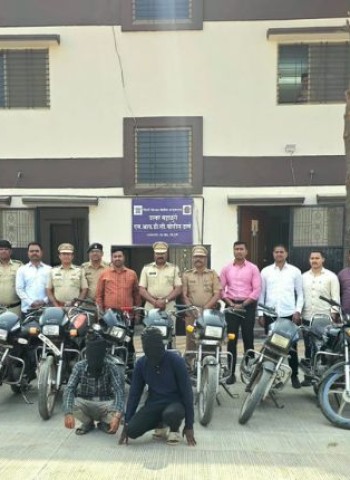 वाहनचोरी करणारे दोन सराईत गुन्हेगार गजाआड, १३ मोटारसायकल जप्त